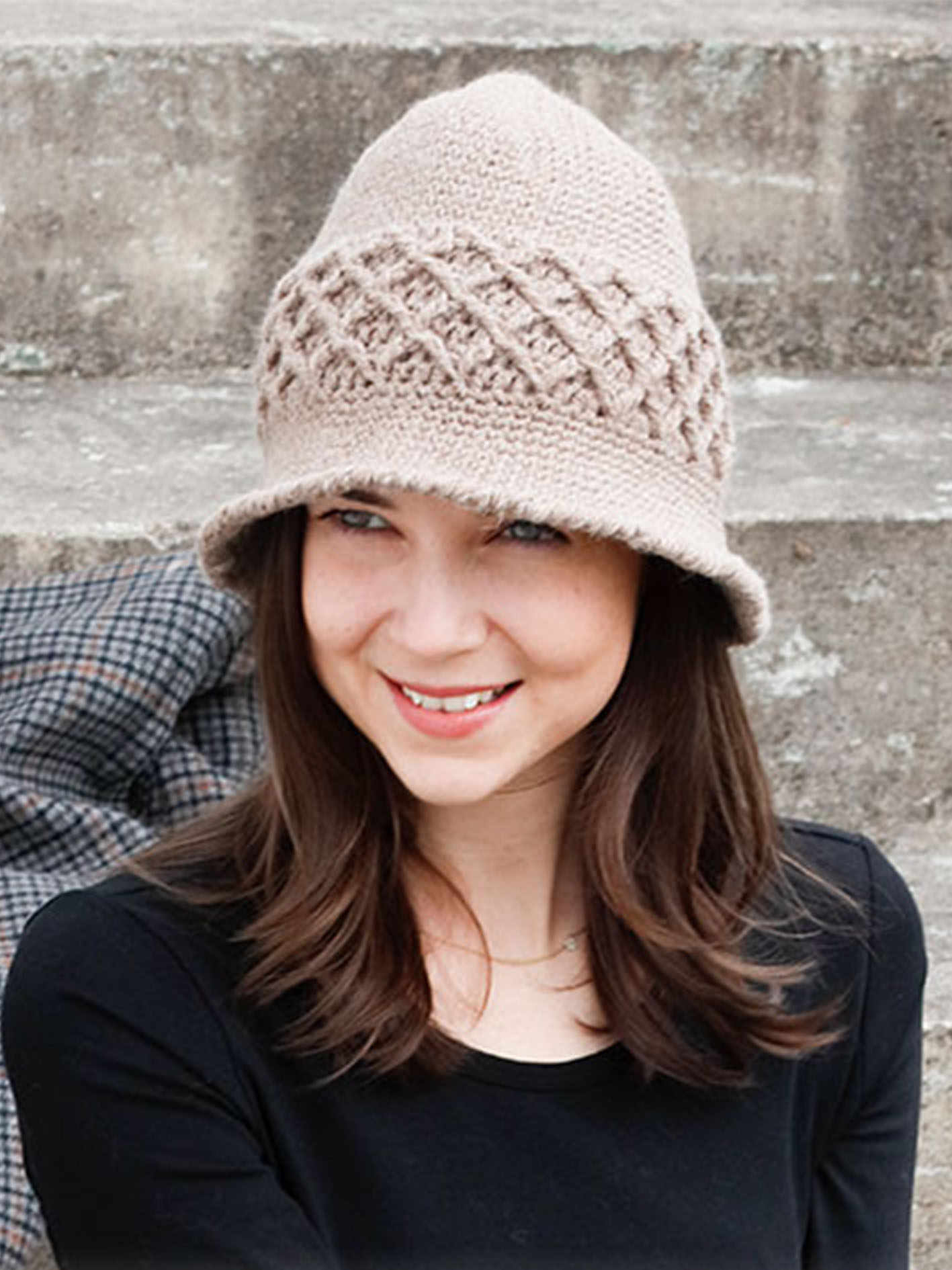 slouchy-shell-crochet-hat-padrao-crochet-free-beanie-padrao